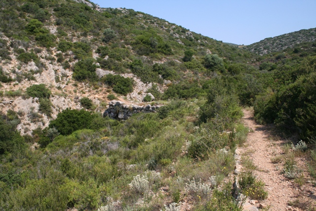 Kazarma - Mycenaean route leading away from the Western bridge